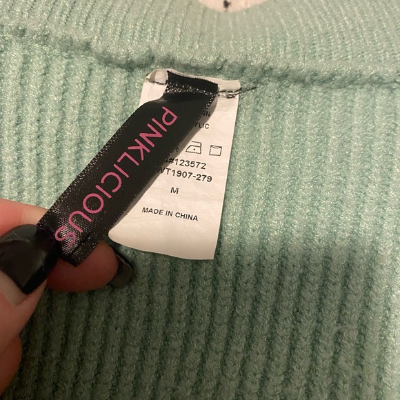 Sweater - Picture 3 of 3